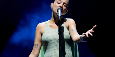 melike-sahin-den-antalya-ve-denizli-de-muzik-ziyafeti-1782110689-337_large